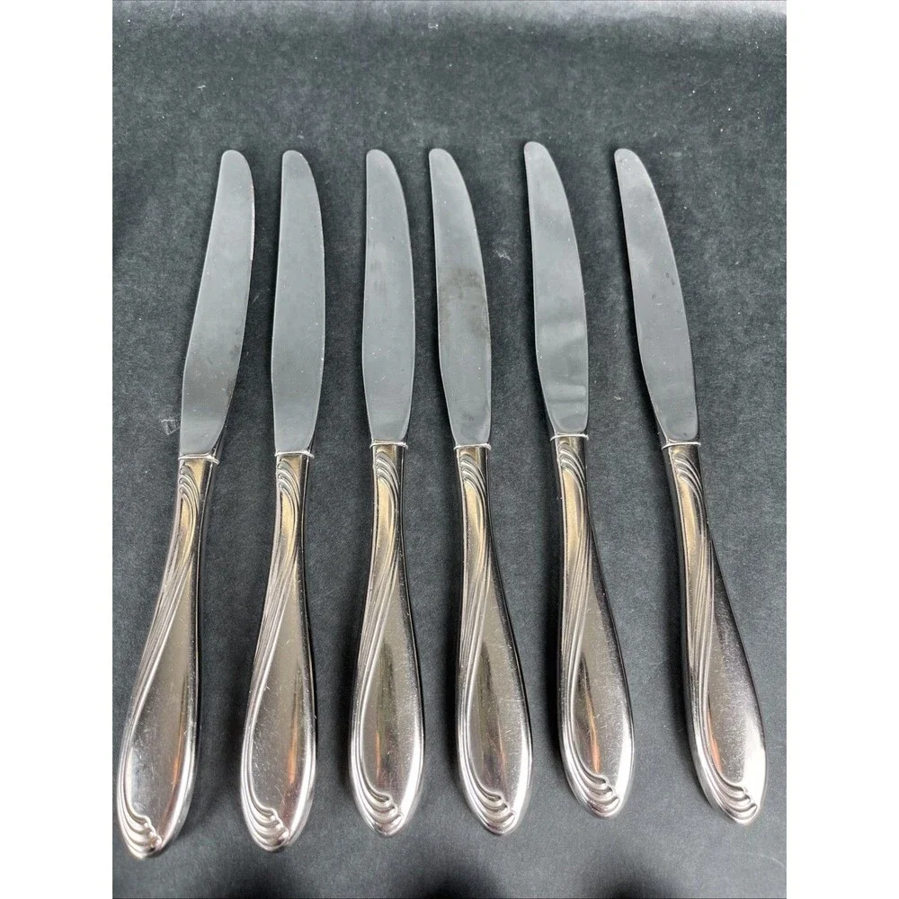 16‎ Pc ONEIDA Stainless Camber Cresta Windswept Scroll Flatware Set